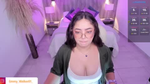 Emmy Walker online show from October 14, 11:00 am