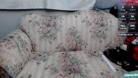 Snapshot of emodream1998media chatting on November 2, 2:03 am EmoDream1998 online show from November 2, 2:03 am