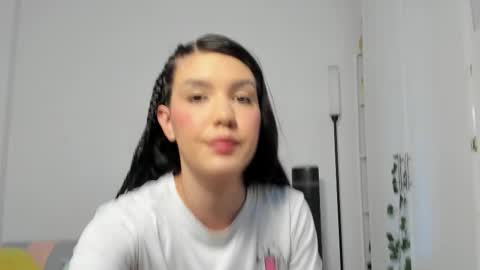 Emperatriz online show from November 23, 5:35 pm