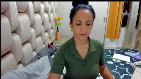emperatriztapia online show from February 7, 3:12 am