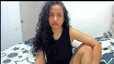 emperatriztapia online show from February 5, 12:26 am