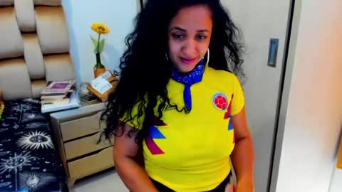 emperatriztapia online show from June 17, 6:09 pm