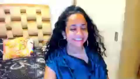 Snapshot of emperatriztapia chatting on June 27, 12:59 am emperatriztapia online show from June 27, 12:59 am