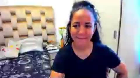 Snapshot of emperatriztapia chatting on June 28, 2:12 pm emperatriztapia online show from June 28, 2:12 pm