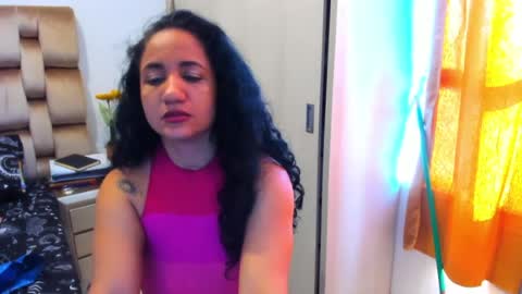 Snapshot of emperatriztapia chatting on July 21, 10:01 pm emperatriztapia online show from July 21, 10:01 pm
