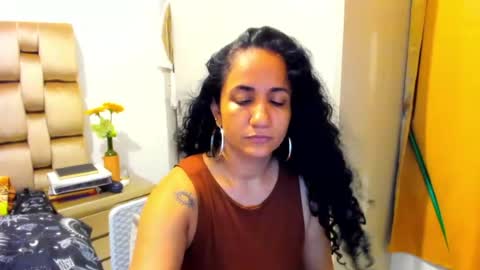 Snapshot of emperatriztapia chatting on July 24, 2:20 am emperatriztapia online show from July 24, 2:20 am