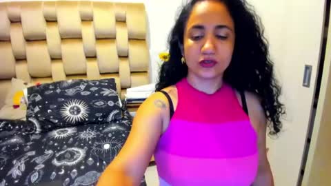 Snapshot of emperatriztapia chatting on July 29, 12:20 am emperatriztapia online show from July 29, 12:20 am