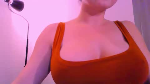 M online show from March 5, 10:17 pm