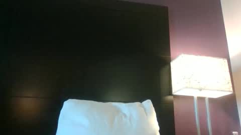 Snapshot of empress_420 chatting on December 22, 10:18 pm empress_420 online show from December 22, 10:18 pm