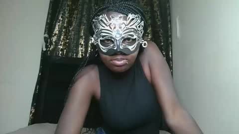 vee online show from April 4, 10:35 am