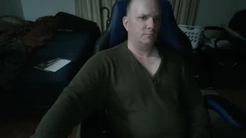 Snapshot of emsguy1 chatting on March 11, 3:59 am Matt online show from March 11, 3:59 am