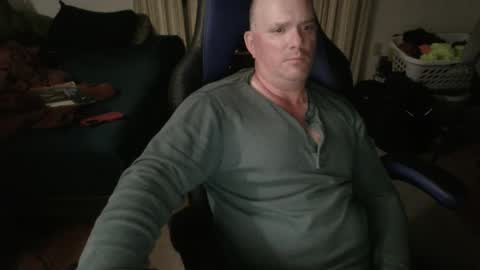 Snapshot of emsguy1 chatting on September 15, 3:17 am Matt online show from September 15, 3:17 am