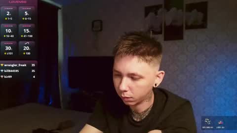 Snapshot of emveeboy96 chatting on May 16, 7:05 am emveeboy96 online show from May 16, 7:05 am
