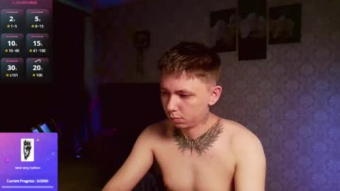 Snapshot of emveeboy96 chatting on May 30, 7:27 am emveeboy96 online show from May 30, 7:27 am