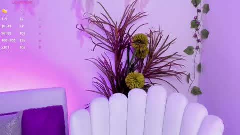 Emily online show from September 10, 8:09 pm