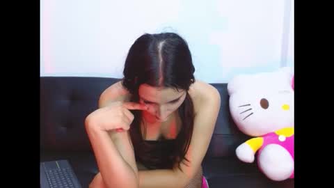 Snapshot of emysofia chatting on March 6, 6:10 am SOFI online show from March 6, 6:10 am