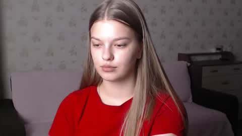 Snapshot of emysway chatting on November 27, 12:07 pm EmySway online show from November 27, 12:07 pm