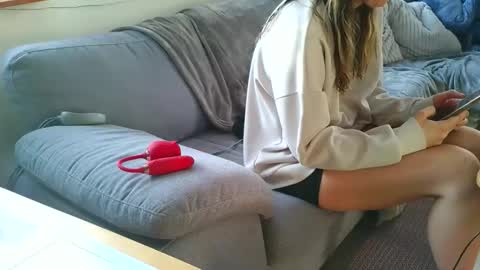 emyxxl online show from February 16, 1:18 pm