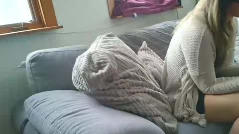 emyxxl online show from March 10, 12:43 pm