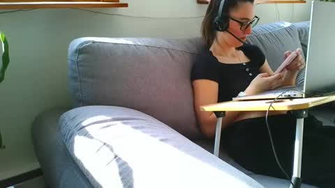 emyxxl online show from April 9, 1:16 pm