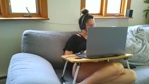 emyxxl online show from May 26, 5:53 pm