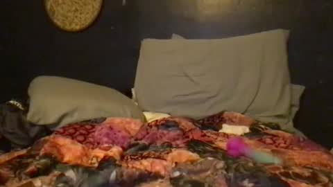 enbythrob online show from February 6, 4:39 am