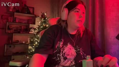 Snapshot of endless_voice_ chatting on December 22, 10:34 am endless_voice_ online show from December 22, 10:34 am