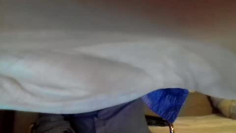 Snapshot of endlesscumnow chatting on March 9, 9:19 pm endlesscumnow online show from March 9, 9:19 pm