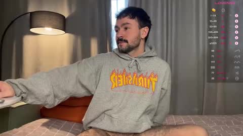 Snapshot of enen_glo chatting on January 14, 10:43 am Enen online show from January 14, 10:43 am