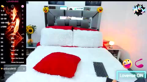 salome online show from March 3, 9:42 pm