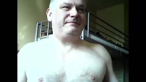 englishguysurrey online show from March 3, 2:01 pm