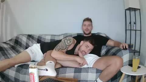 Englishladxxx online show from August 7, 9:50 pm
