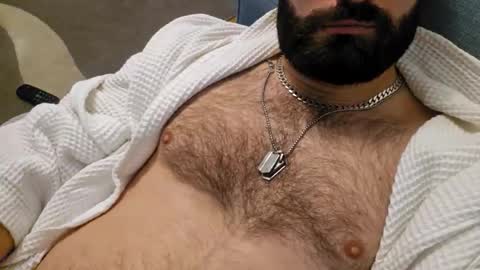 Snapshot of englishphatcock chatting on November 19, 12:43 am Happy online show from November 19, 12:43 am