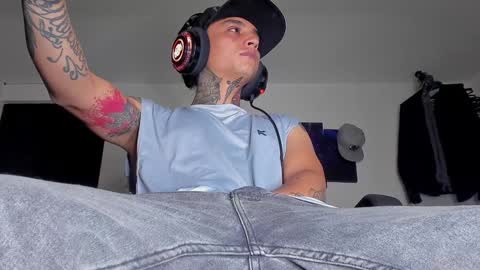 enjoymycock99 online show from December 4, 1:58 am