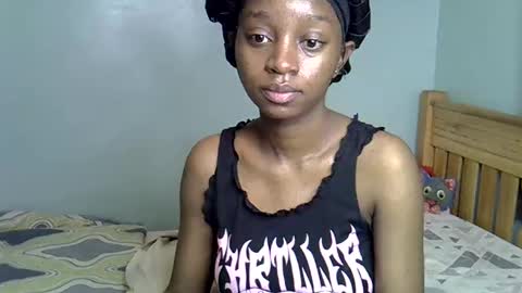 Snapshot of enkarxx chatting on February 19, 12:00 pm enkarxx online show from February 19, 12:00 pm