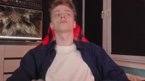 Snapshot of enkeer chatting on November 23, 11:48 pm Enker online show from November 23, 11:48 pm