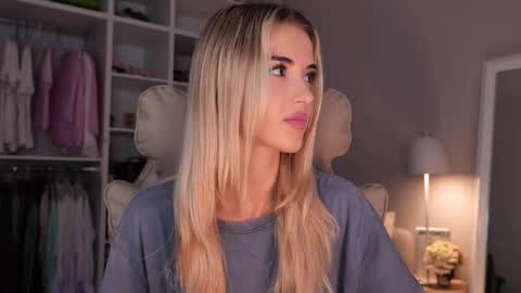 entya online show from September 25, 6:17 am