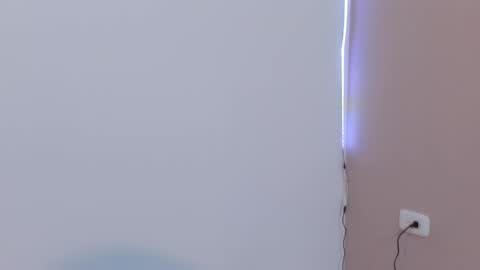 Snapshot of enyelsalas2 chatting on February 7, 9:26 pm Angela online show from February 7, 9:26 pm