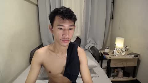 Snapshot of enzinoxx2024 chatting on November 9, 6:06 pm enzo online show from November 9, 6:06 pm