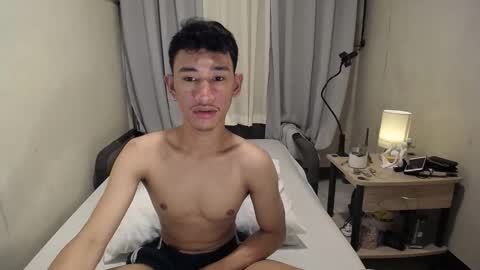 Snapshot of enzinoxx2024 chatting on November 28, 10:18 am enzo online show from November 28, 10:18 am