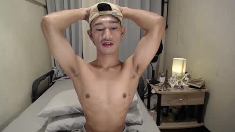 Snapshot of enzinoxx2024 chatting on February 4, 8:36 pm enzo online show from February 4, 8:36 pm