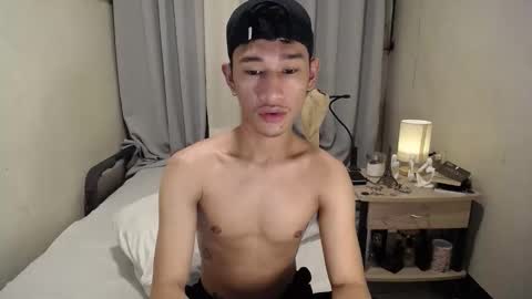 Snapshot of enzinoxx2024 chatting on February 26, 11:09 am enzo online show from February 26, 11:09 am