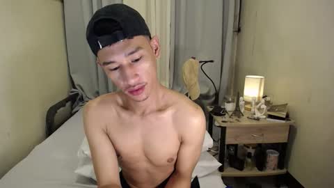 Snapshot of enzinoxx2024 chatting on February 28, 4:52 pm enzo online show from February 28, 4:52 pm