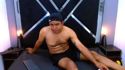 Enzo  online show from May 26, 2:13 pm