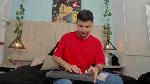 Snapshot of enzo_rivas chatting on October 27, 3:49 pm ENZO online show from October 27, 3:49 pm