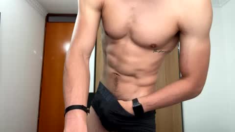 enzo_savage online show from June 21, 11:46 am