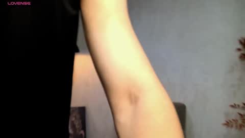enzo_steel online show from June 5, 8:58 pm