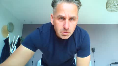 Enzos Massive Cock online show from September 27, 10:20 am