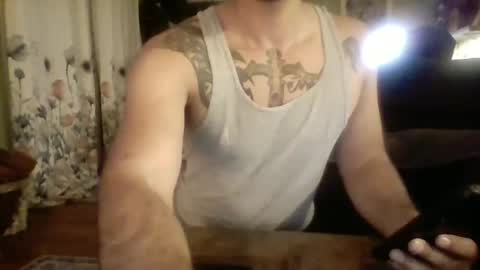 Snapshot of ephixa37s chatting on December 28, 2:54 am ephixa37s online show from December 28, 2:54 am