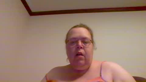 Snapshot of epic_ginger chatting on October 4, 2:15 pm epic_ginger online show from October 4, 2:15 pm